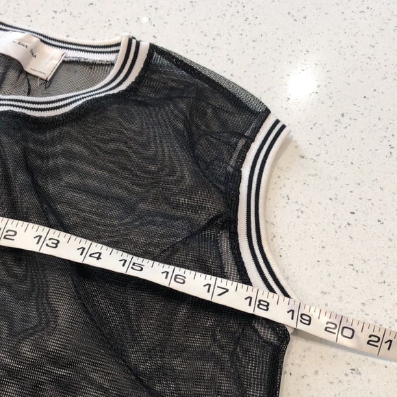 Sheer net boxy shark top - Picture 8 of 10